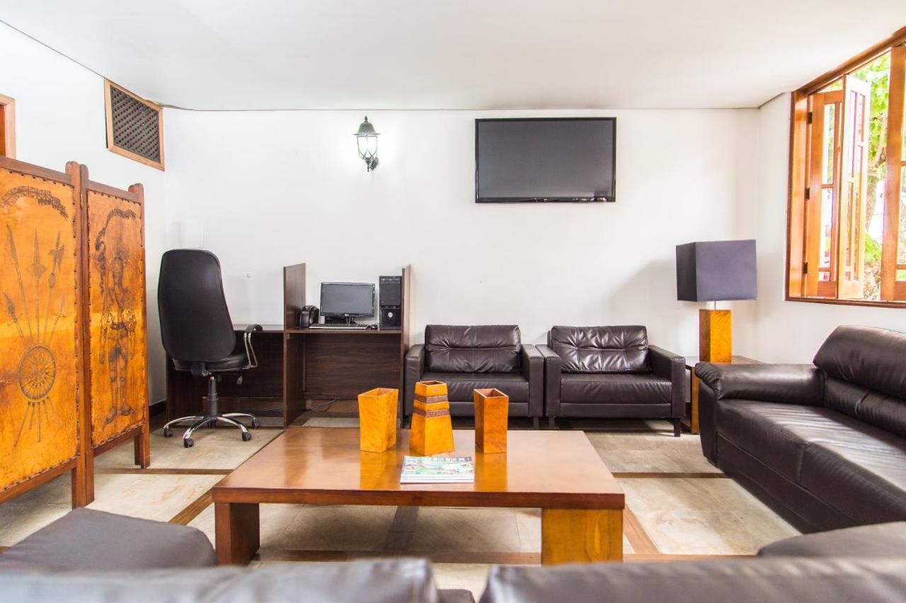 סאו לורנסו Hotel Londres מראה חיצוני תמונה